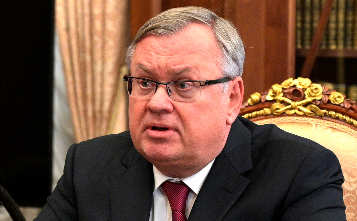 Андрей Костин