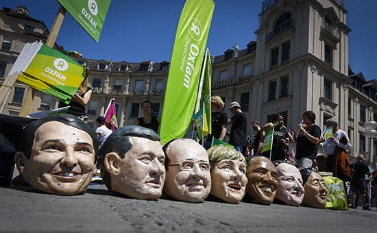 Акция протеста в Мюнхене против предстоящего саммита G-7