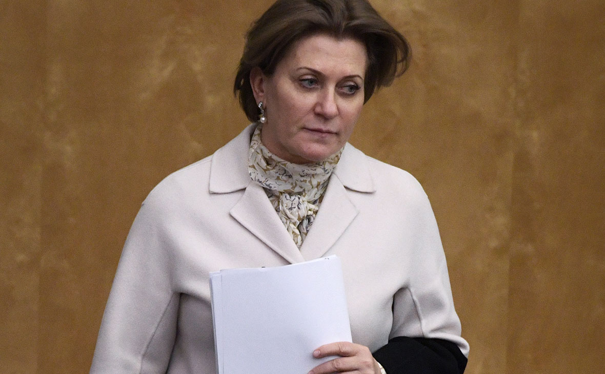 Анна Попова