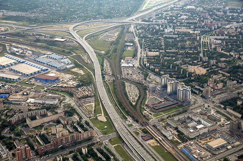 Кировский (справа) и Московский (слева) районы Петербурга
