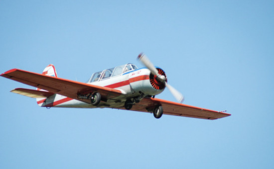 Самолет Як-52