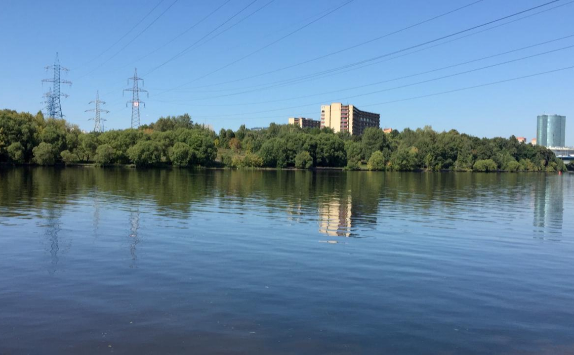 Москва река в жуковском. Левый берег Москвы реки. Жуковский Москва река. Канал имени Москвы утонул. Реки ск8.