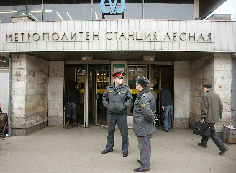 Санкт-Петербург. Станция метро "Лесная"