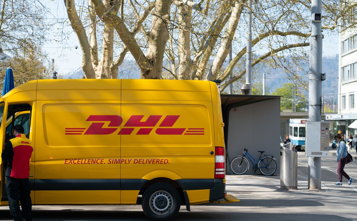 Сервис доставки DHL повышает ставки для клиентов из США на 6%