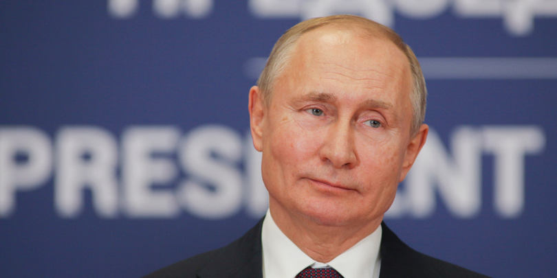Путин не стал предсказывать судьбу доллара и назвал самое важное в рубле