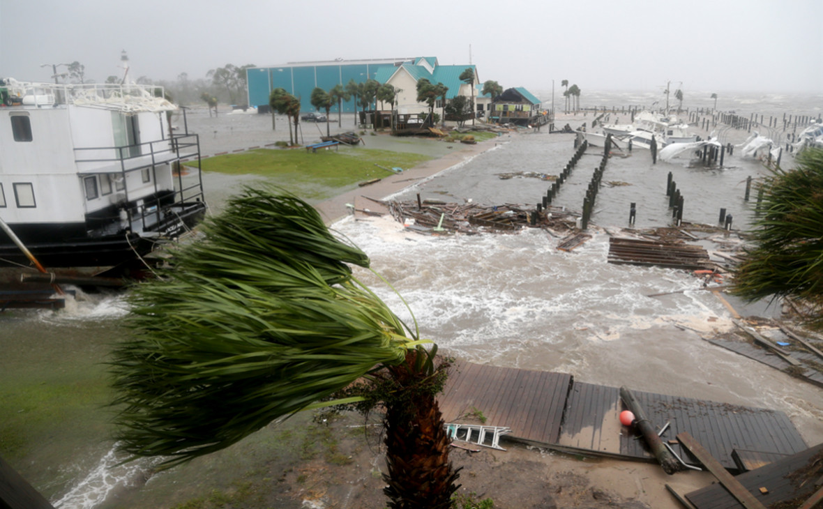 Страховщики могут столкнуться с ущербом на $1 млрд из-за урагана «Ида»