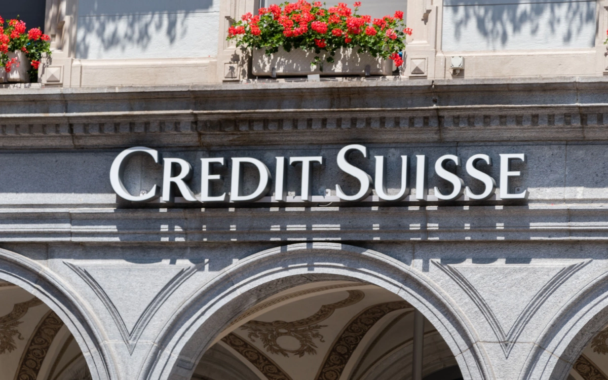 Что происходит с банком Credit Suisse и запустит ли это финансовый кризис