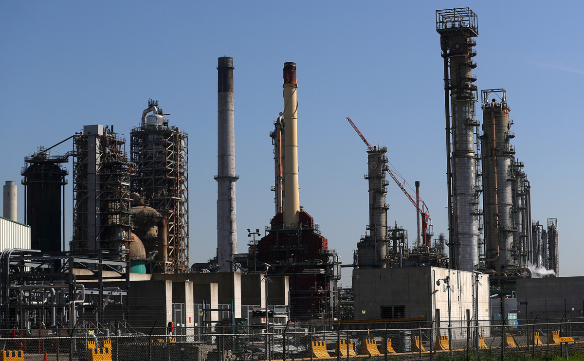 Exxon ожидает увеличения прибыли на $700 млн за счет роста цен на газ