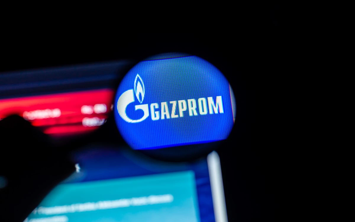 Акции «Газпрома» упали до минимума с лета 2013 года