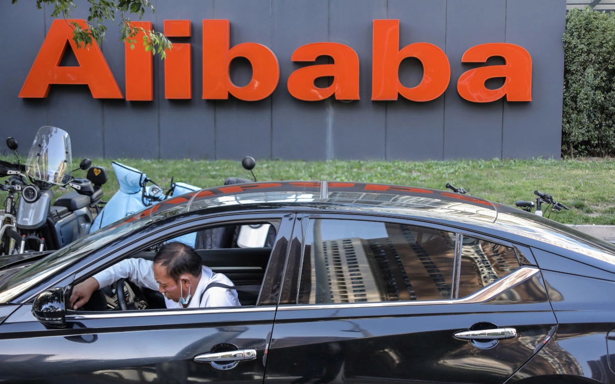 Бумаги Alibaba выросли почти на 6% после позитивной отчетности