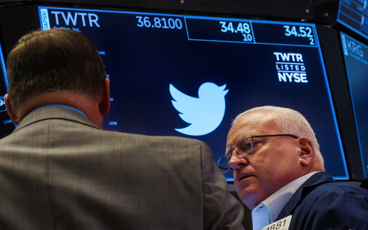 СПБ Биржа разъяснила порядок выплат инвесторам средств за акции Twitter