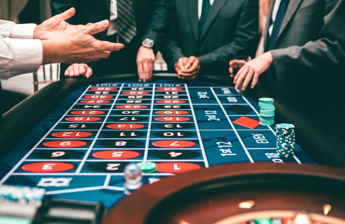Blackstone повысила предложение о покупке оператора казино Crown Resorts