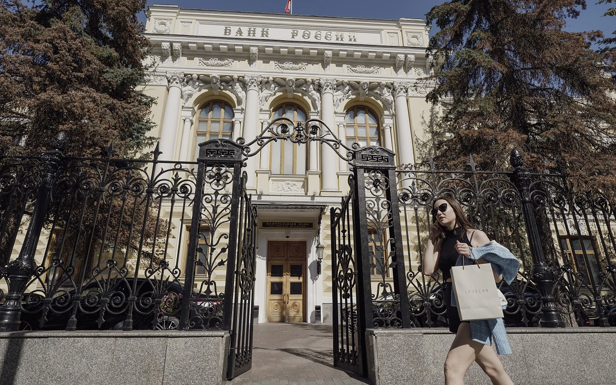 На ЦБ подали в суд из-за действий на Мосбирже после начала спецоперации