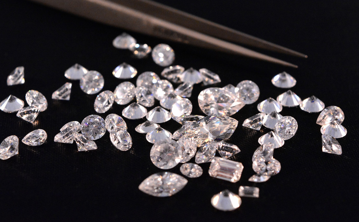 Спрос на алмазы упал. Алмазодобытчик АЛРОСА все равно утроил прибыль