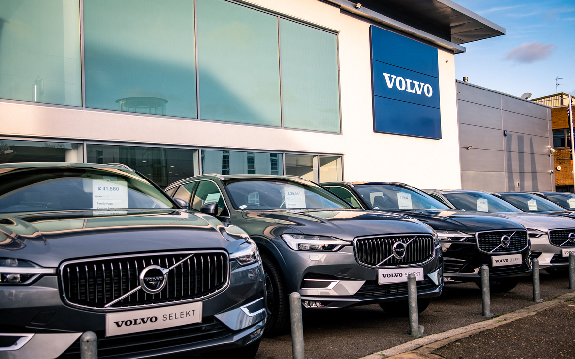 Volvo сократила объем IPO на 20%