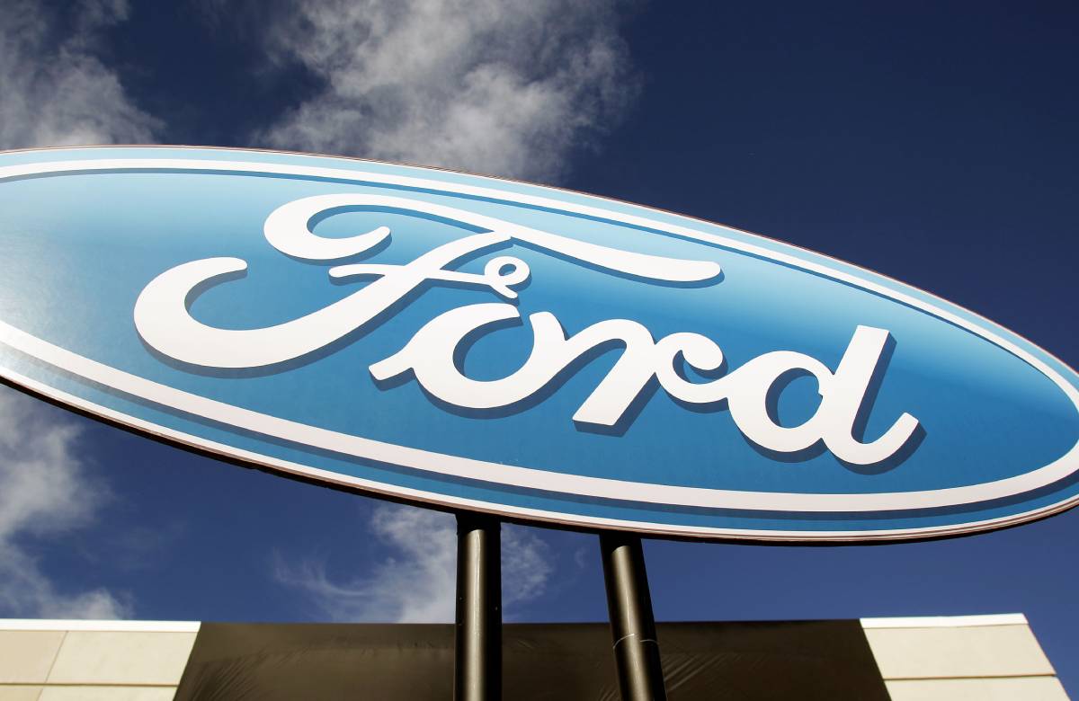 Ford подписала договор с GlobalFoundries для увеличения поставок чипов