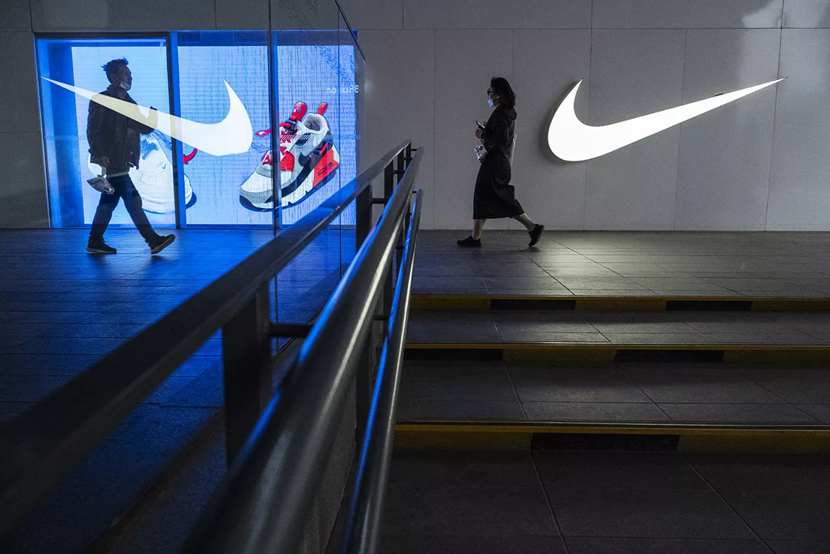 Акции Nike подешевели почти на 14% после падения чистой прибыли