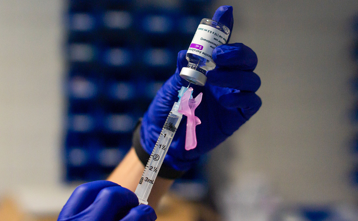 Минздрав Украины назвал безопасной вакцину от коронавируса AstraZeneca