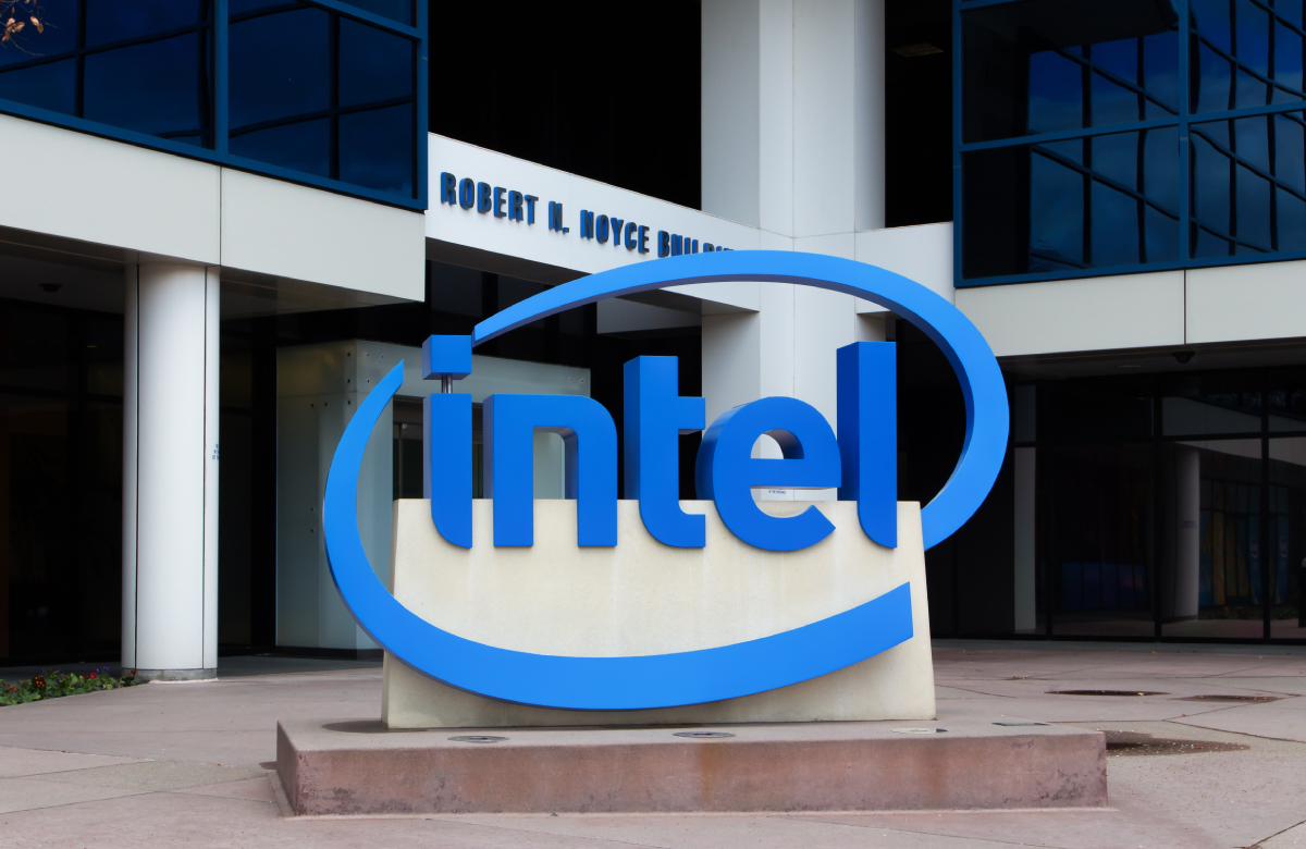 Intel добивается субсидий на строительство заводов по производству чипов