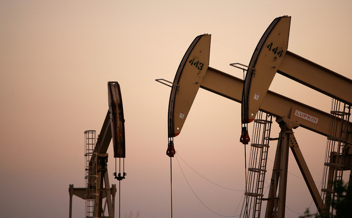 Цена нефти Brent превысила $42 в ожидании встречи ОПЕК+