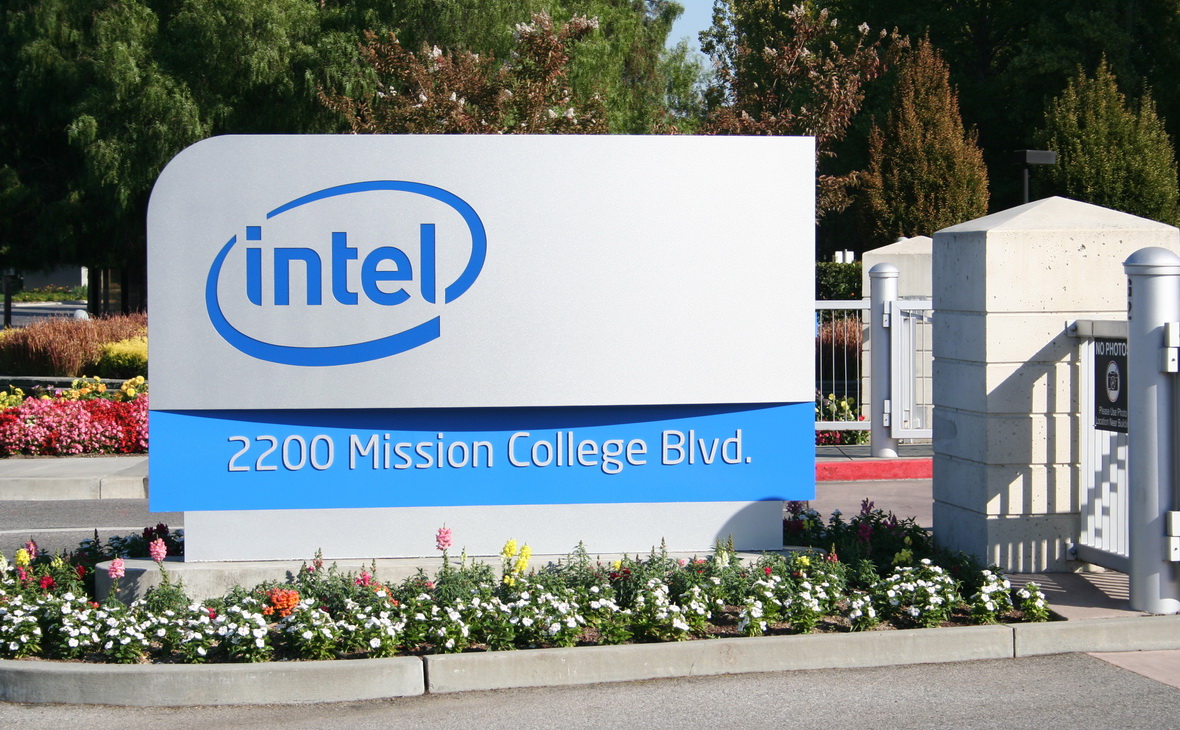 Intel инвестировал в искусственный интеллект $2 млрд. Что будет с акциями