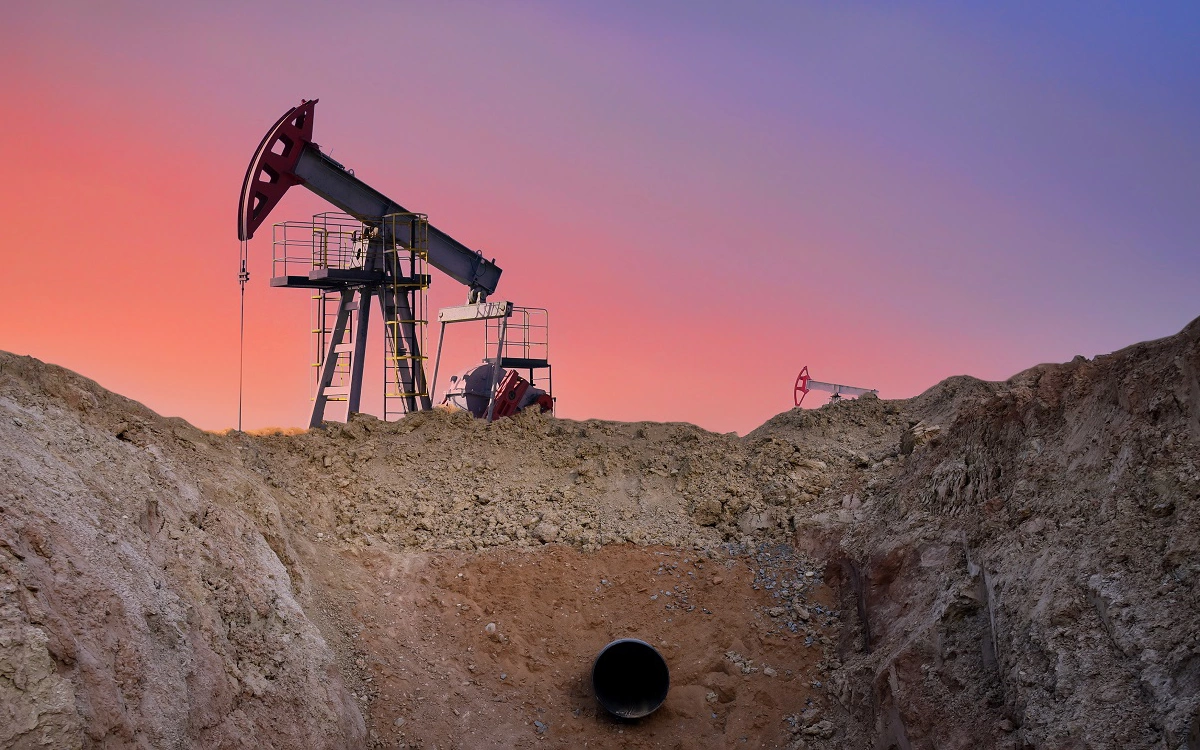 Цена нефти Brent впервые со 2 октября превысила $92 за баррель