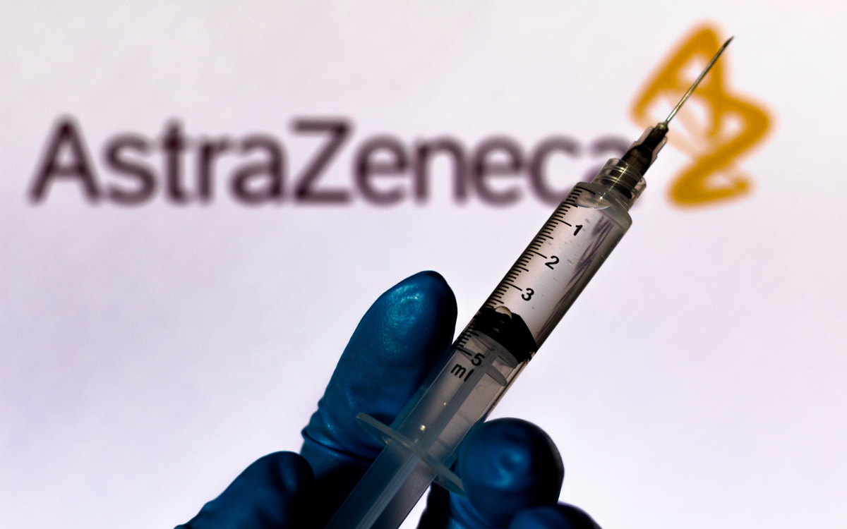 Пенсионный фонд подал в суд на AstraZeneca за ошибки в испытаниях вакцины