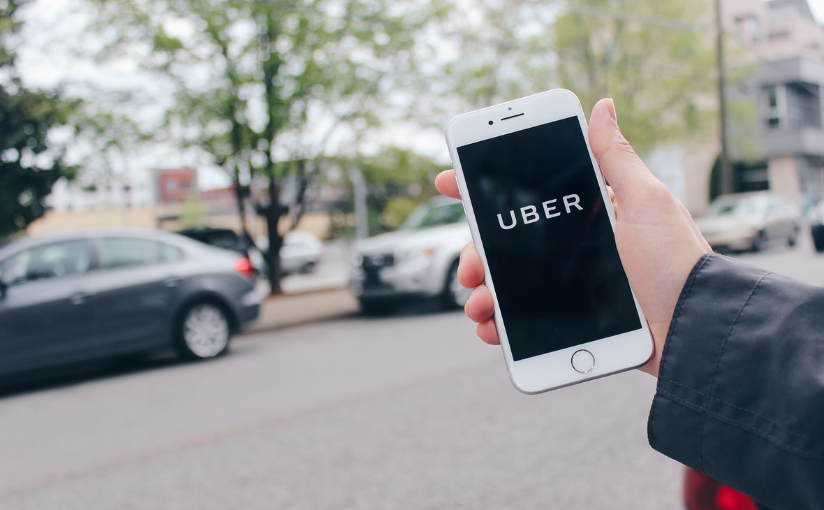 Власти Лондона не стали продлевать лицензию Uber