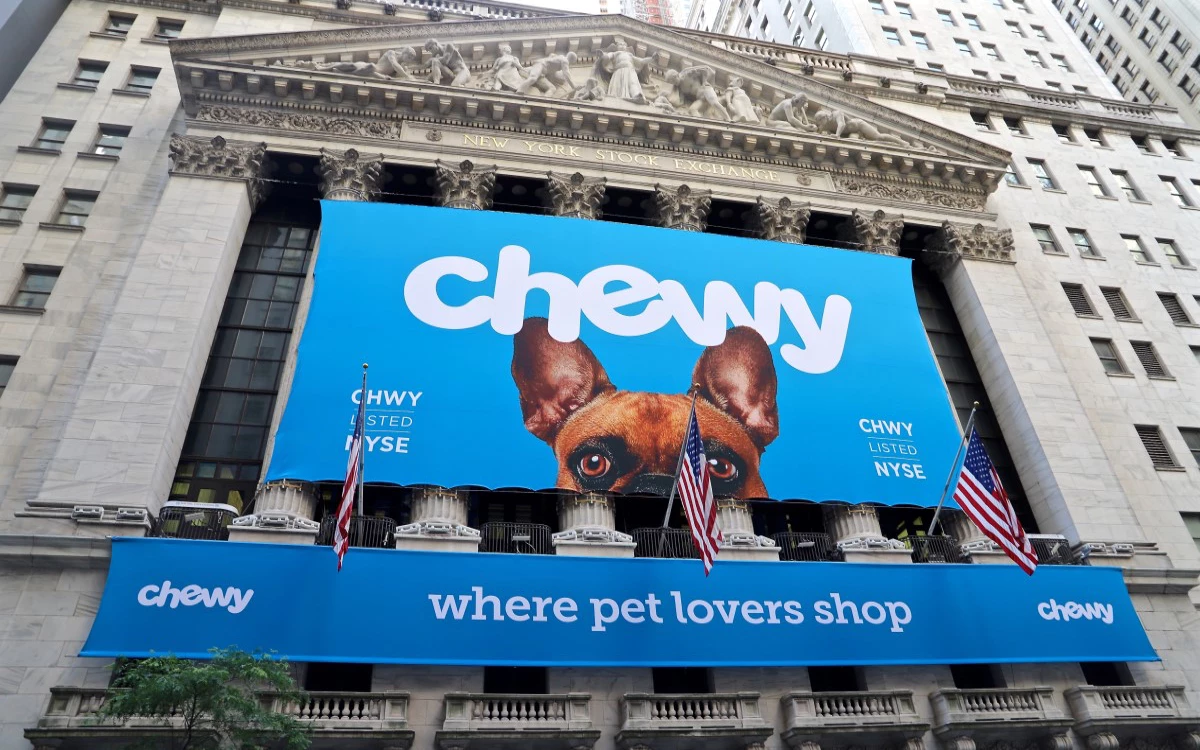 Акции зоомагазина Chewy взлетели после раскрытия доли Roaring Kitty