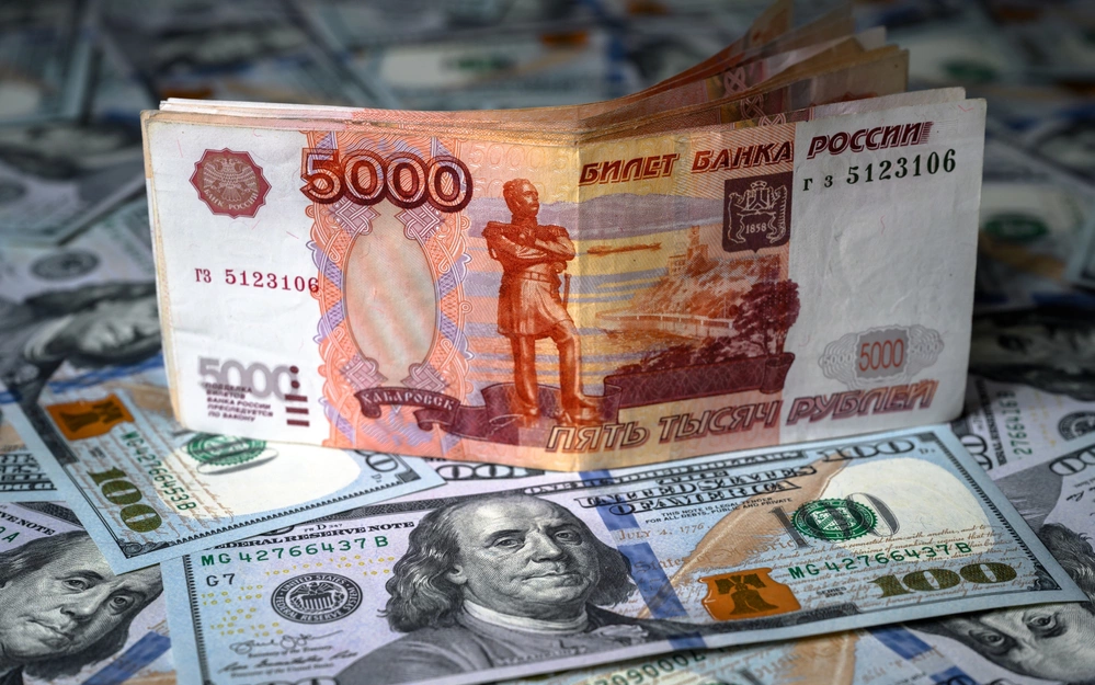 2600000 долларов в рублях