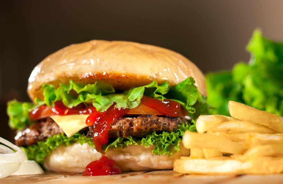 McDonald’s расширит продажи бургера на растительной основе от Beyond Meat