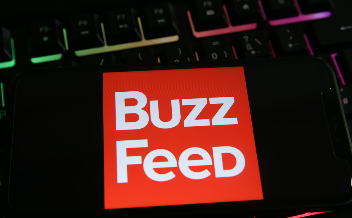 Котировки BuzzFeed обвалились на 24%