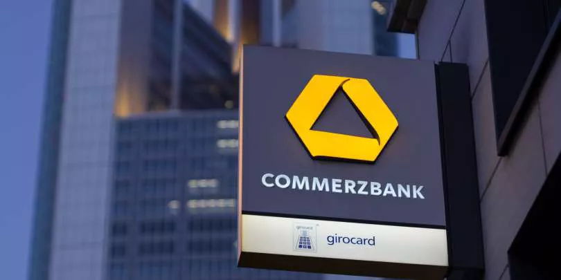 Немецкий Commerzbank прогнозирует трудный четвертый квартал