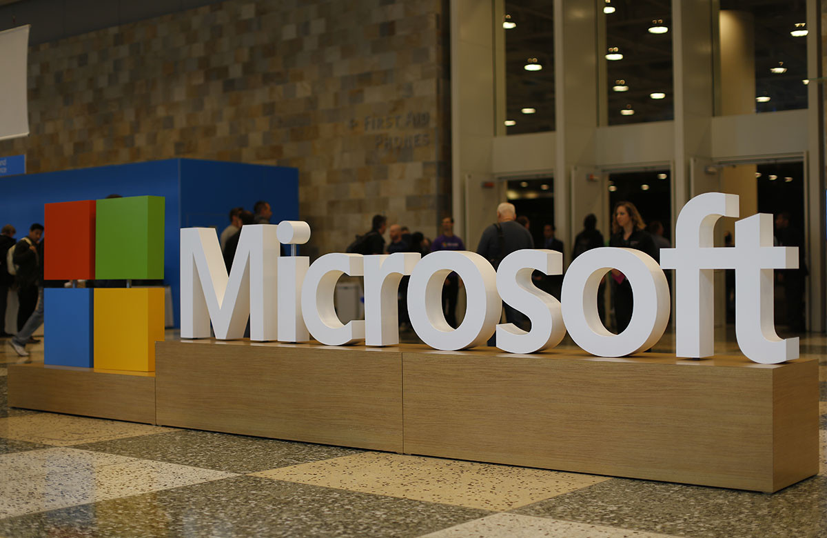 Чистая прибыль Microsoft выросла на 48% и впервые превысила $20 млрд