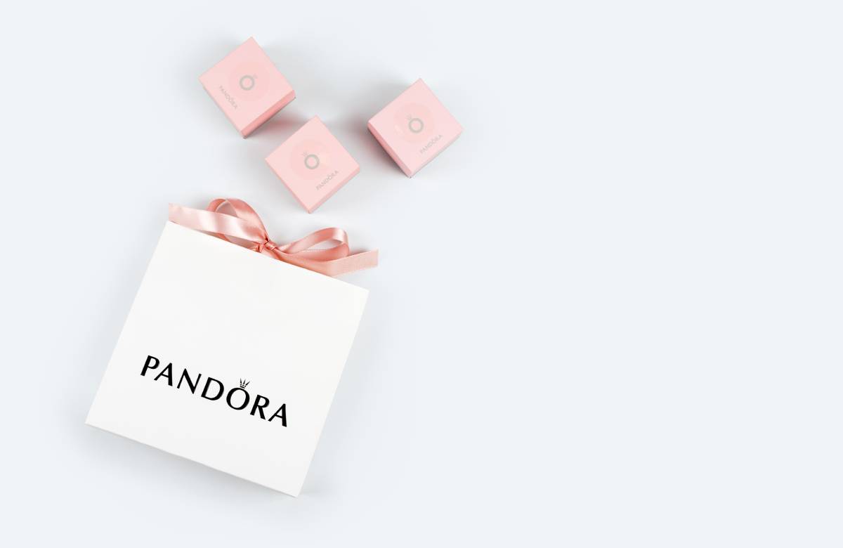 Pandora приостановила работу в России и Белоруссии