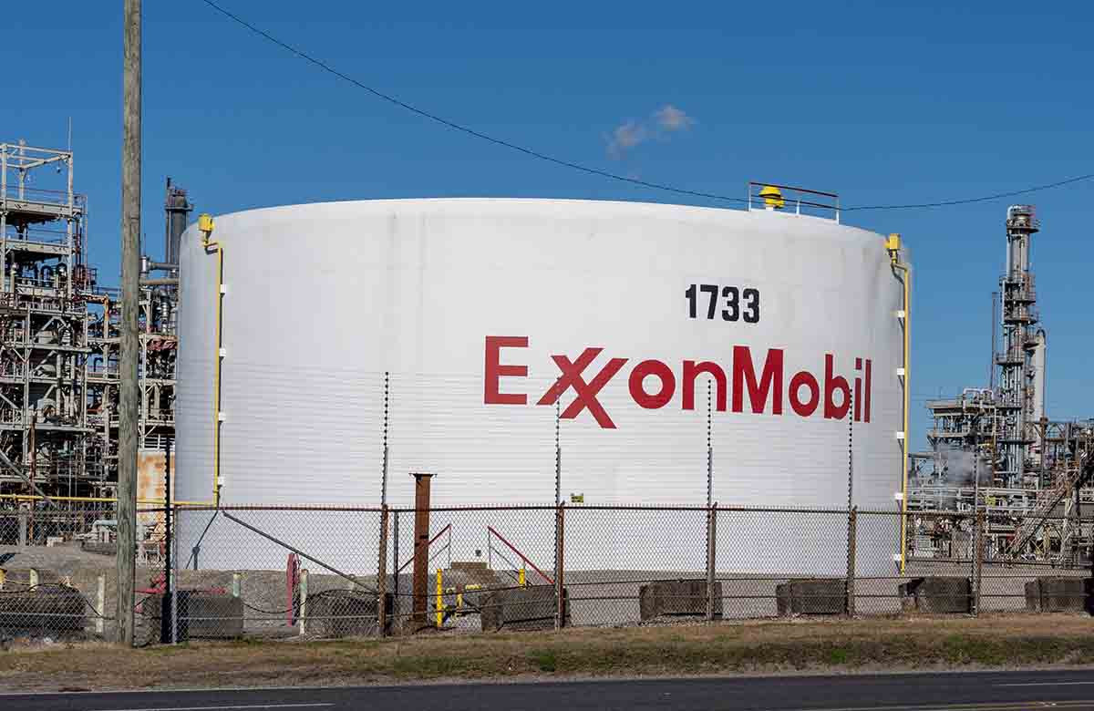Exxon прогнозирует рекордную квартальную прибыль в $16,2 млрд