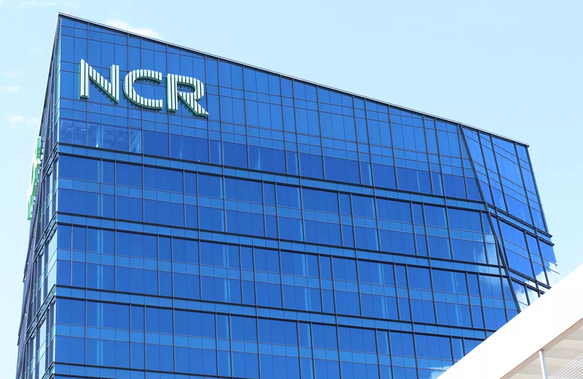 Бумаги NCR рухнули на 25% после сообщения о разделении компании