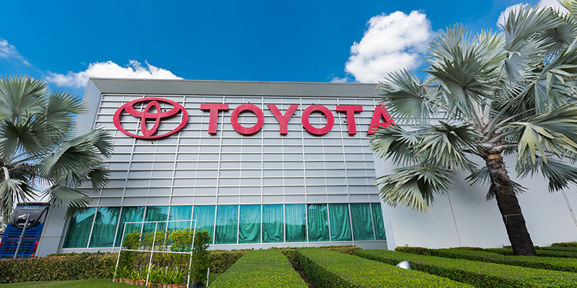 Toyota сократила выпуск машин в апреле на 9%