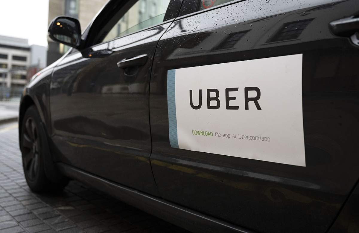 «Дочка» Uber по аренде автомобилей выходит на рынок доставки продуктов