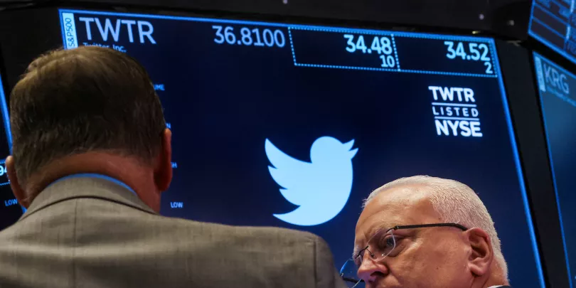 СПБ Биржа разъяснила порядок выплат инвесторам средств за акции Twitter