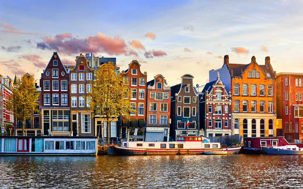 Лондон уступил Амстердаму звание европейского центра торговли акциями