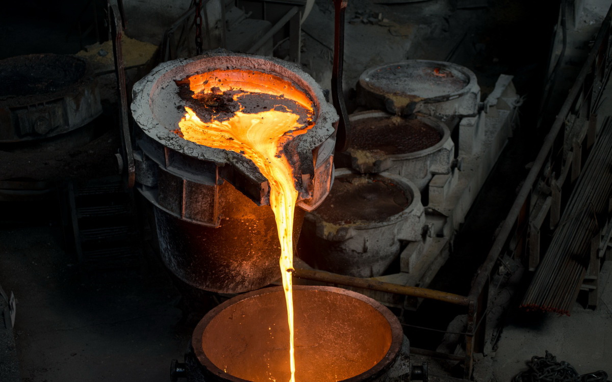 Акции металлургов упали после объявления об экспортной пошлине на металлы