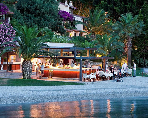 Фото: hillsidebeachclub.com