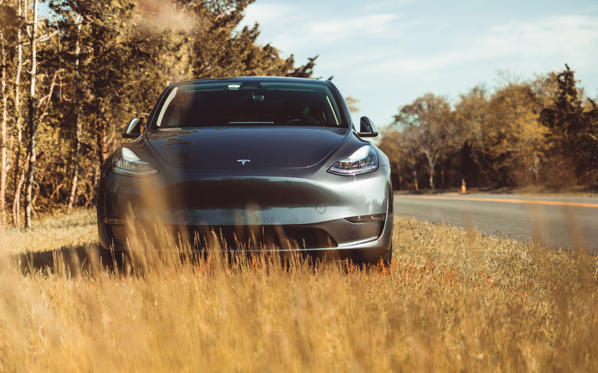 Tesla прекратила принимать заказы на самую дешевую версию Model Y