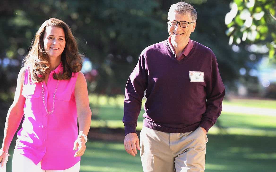 Фонд Гейтсов распродал акции Apple, Twitter и Amazon
