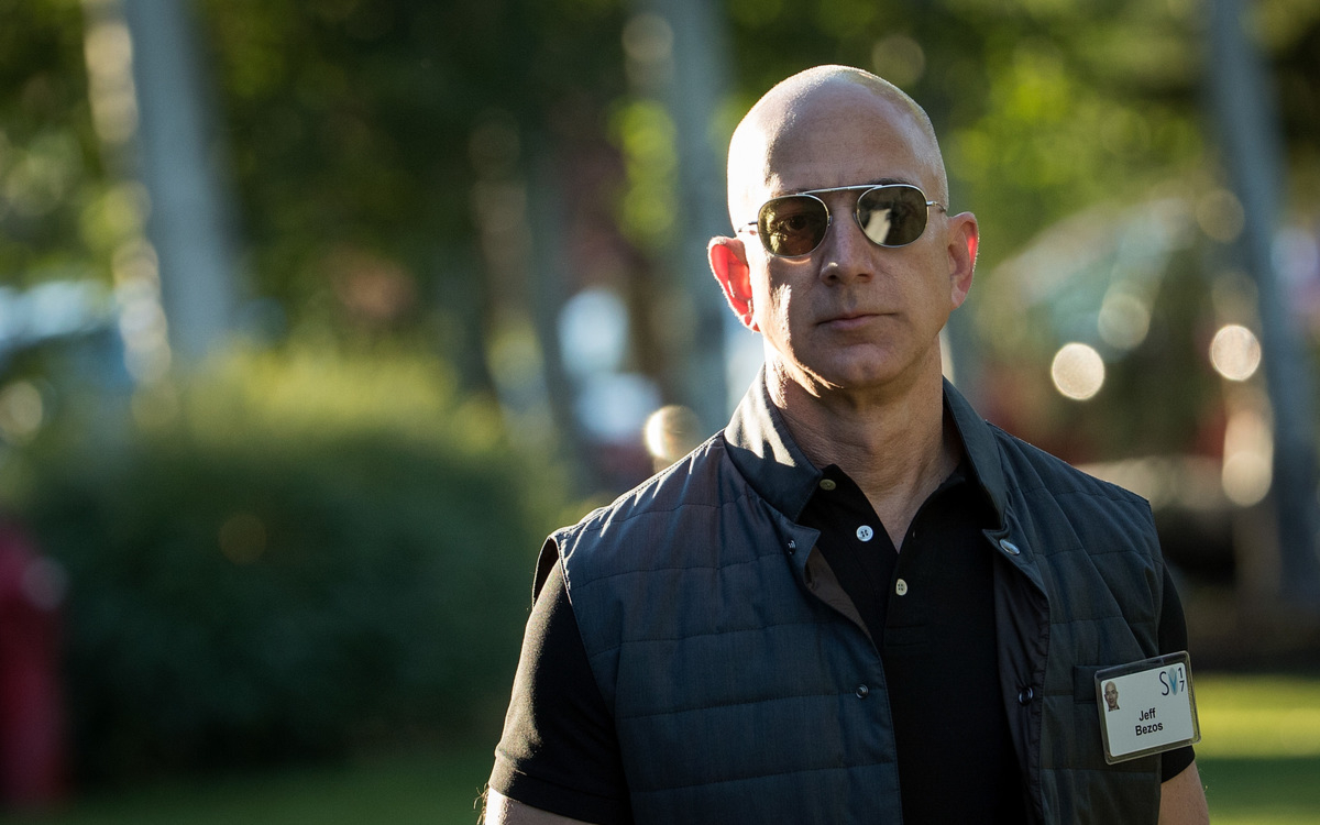 Джефф Безос продал акции Amazon на $2,5 млрд