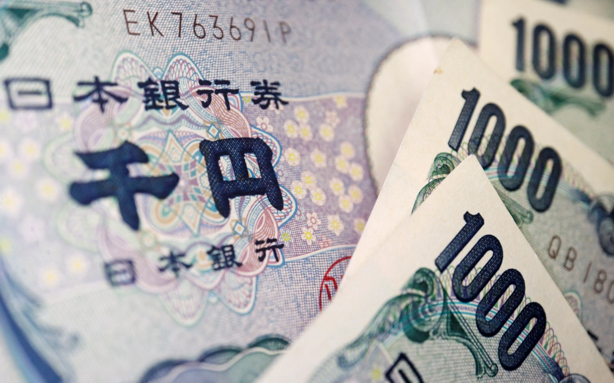 Прирост иены по отношению к доллару достиг максимума за два года