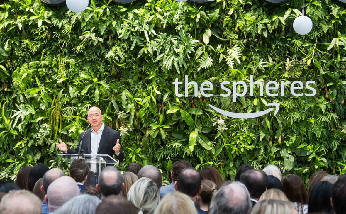 Джефф Безос на торжественном открытии штаб-квартиры Amazon Spheres в Сиэтле,&nbsp;Вашингтон, США