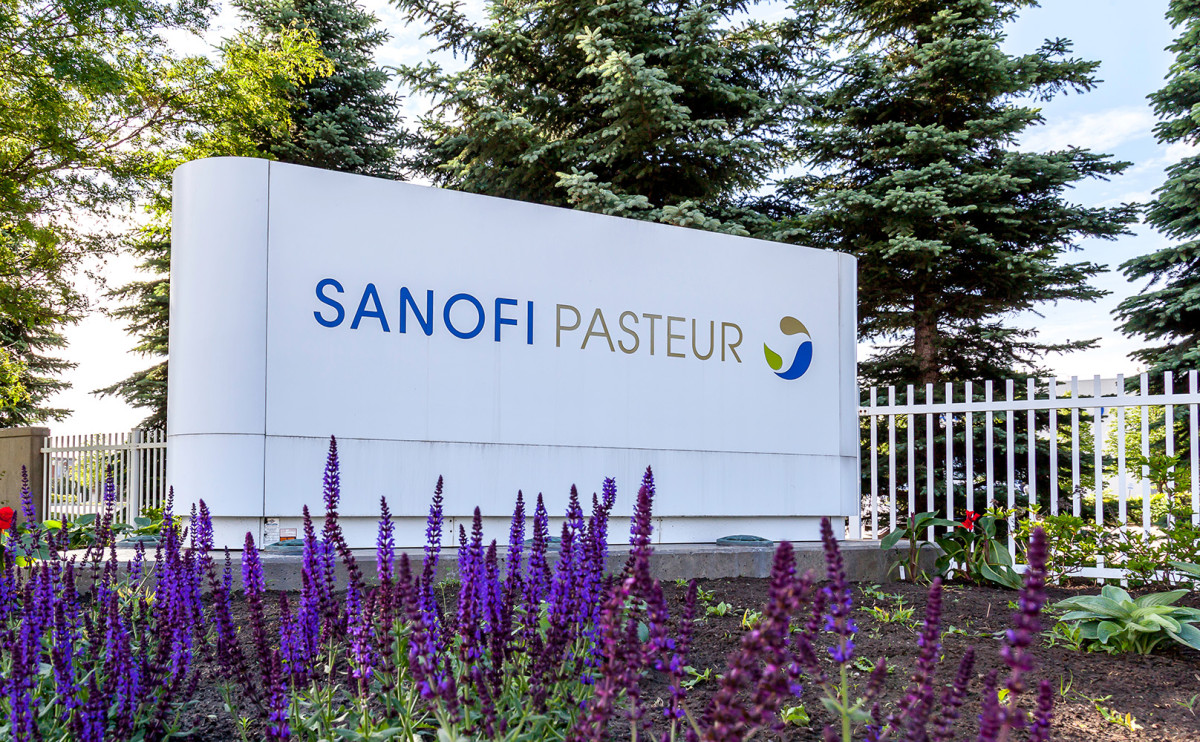 Акции Sanofi упали на 6% после неудачных испытаний препарата против рака