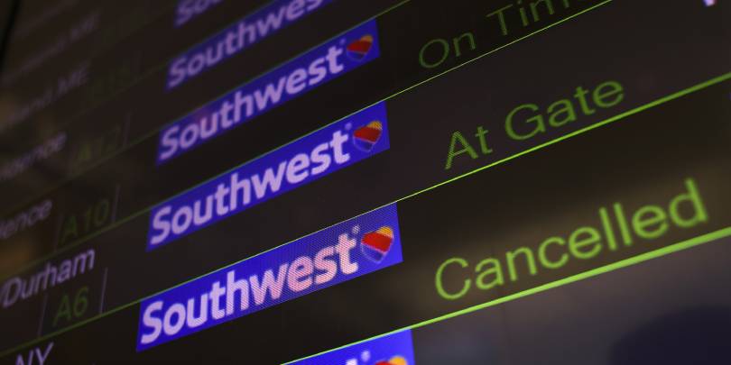 Southwest Airlines просит отклонить просьбу пилотов об отмене вакцинации